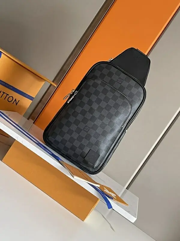 louis vuitton aaa homme mini sac a main s_123bbb5